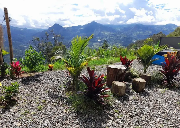 Islamontana Glamping