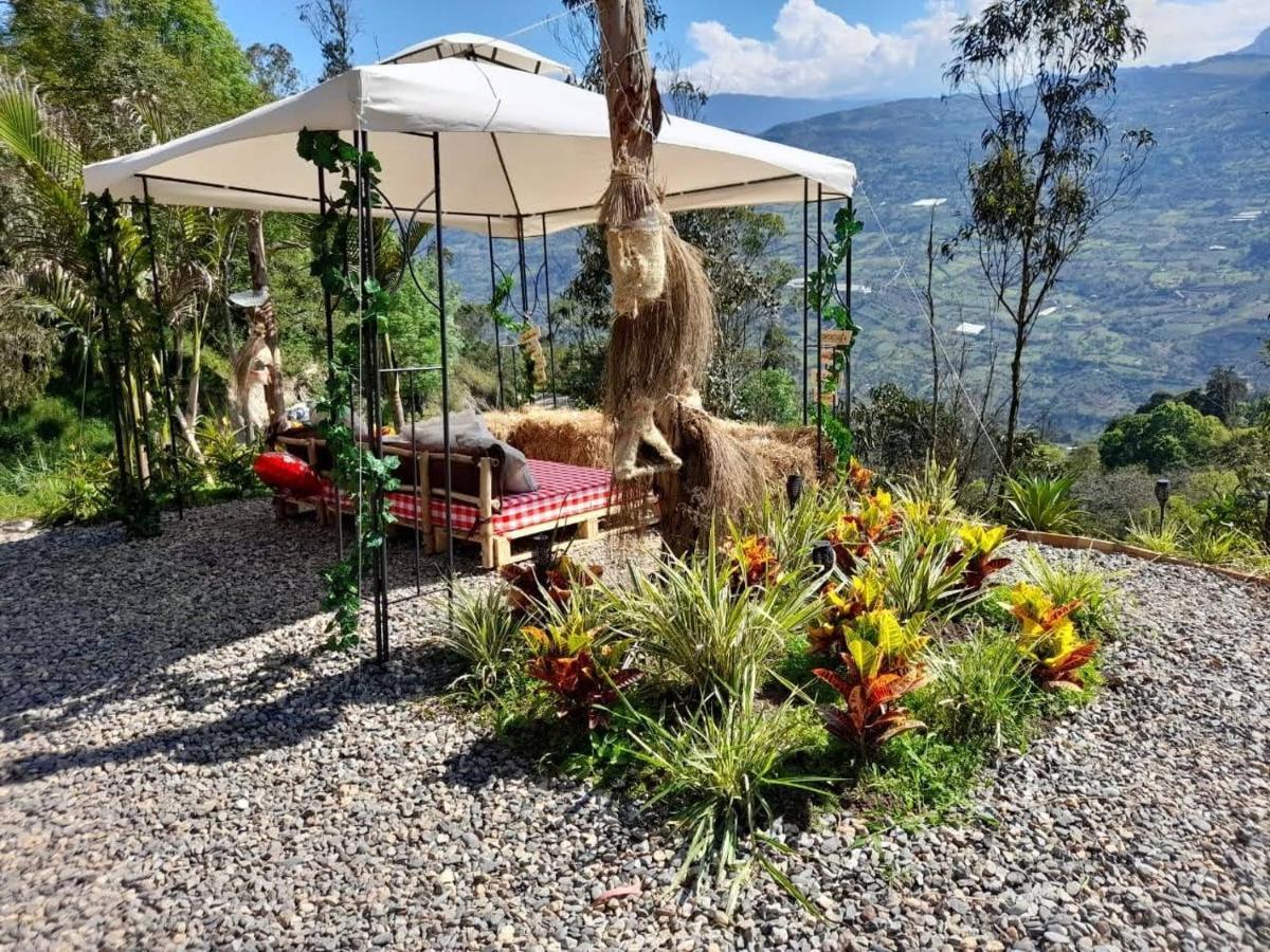 Islamontana Glamping Fomeque