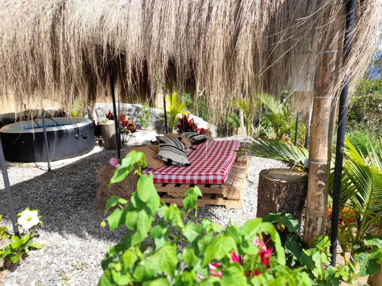 Islamontana Glamping Luxury tent Fomeque